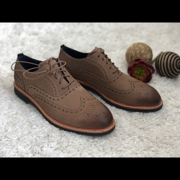 New Cole Haan shoes - leather - size 8.5 - brown main image 11